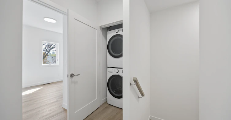 5-91 Barton Avenue, Toronto, ON, M6G 1P7 - 16