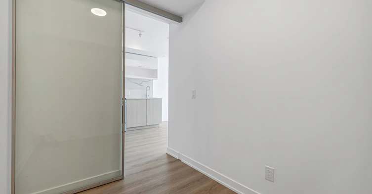 2508-100 Queens Street E, Toronto, ON, M5C 0B5 - 23
