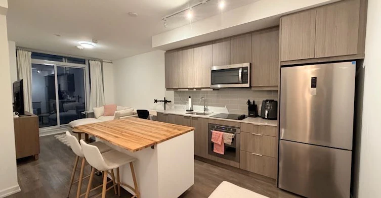 718-36 Forest Manor Road, Toronto, ON, M2J 0H3