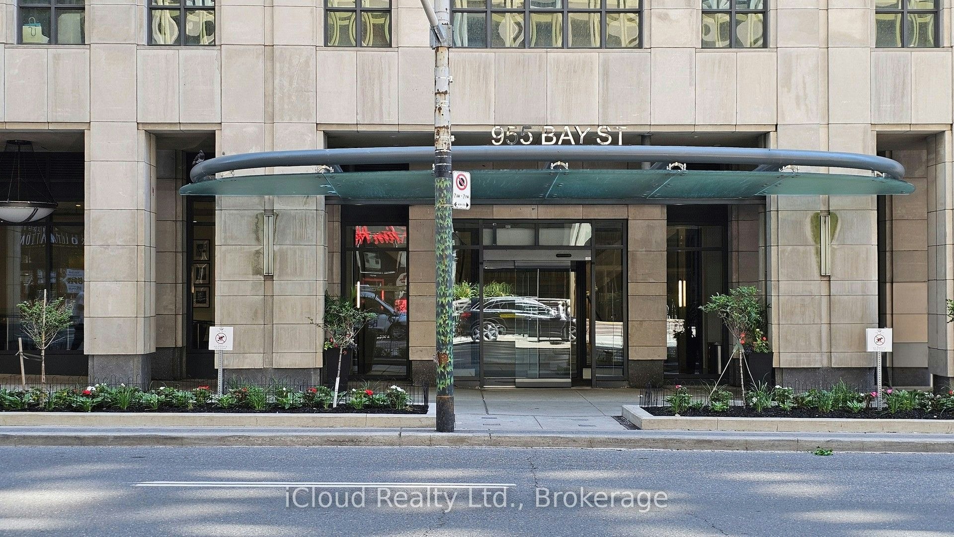 2818-955 Bay Street, Toronto, ON, M5S 2A2 - 2