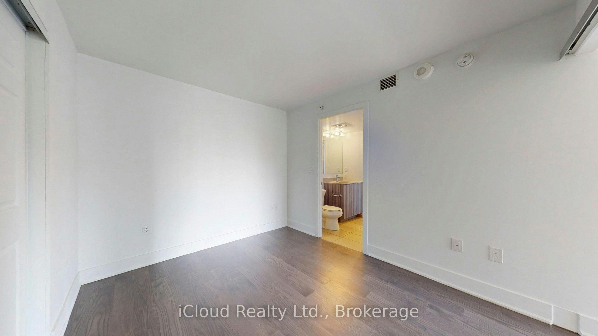 2818-955 Bay Street, Toronto, ON, M5S 2A2 - 18