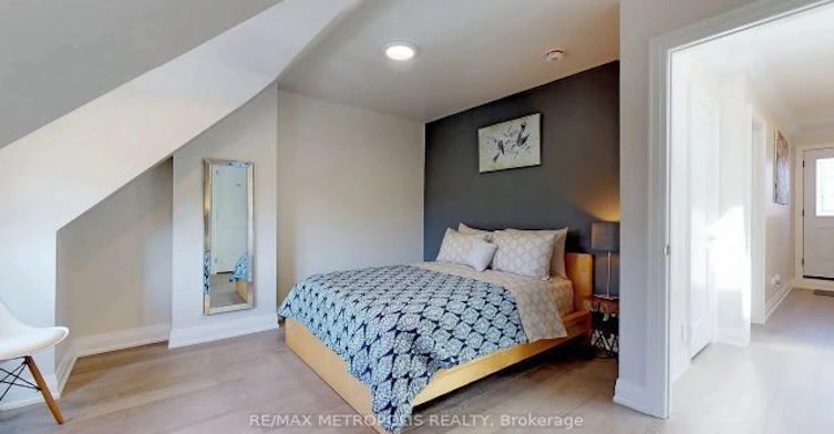 2nd & 3rd Floor-41 Beatrice Street, Toronto, ON, M6J 2T2 - 9