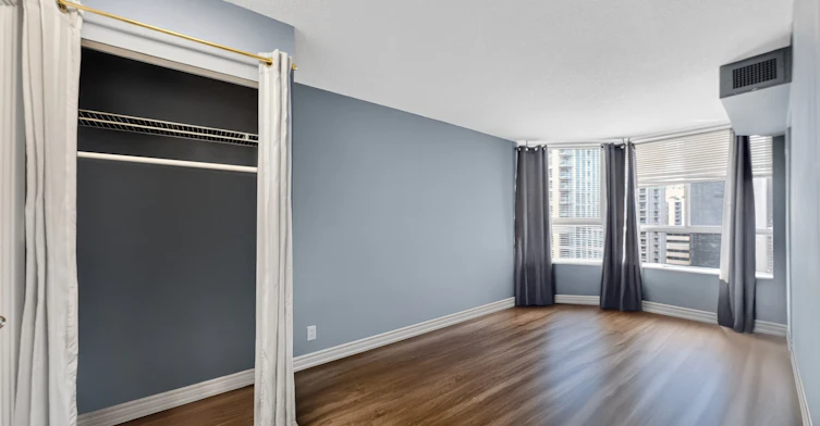 1704-44 Gerrard Street W, Toronto, ON, M5G 2K2 - 14
