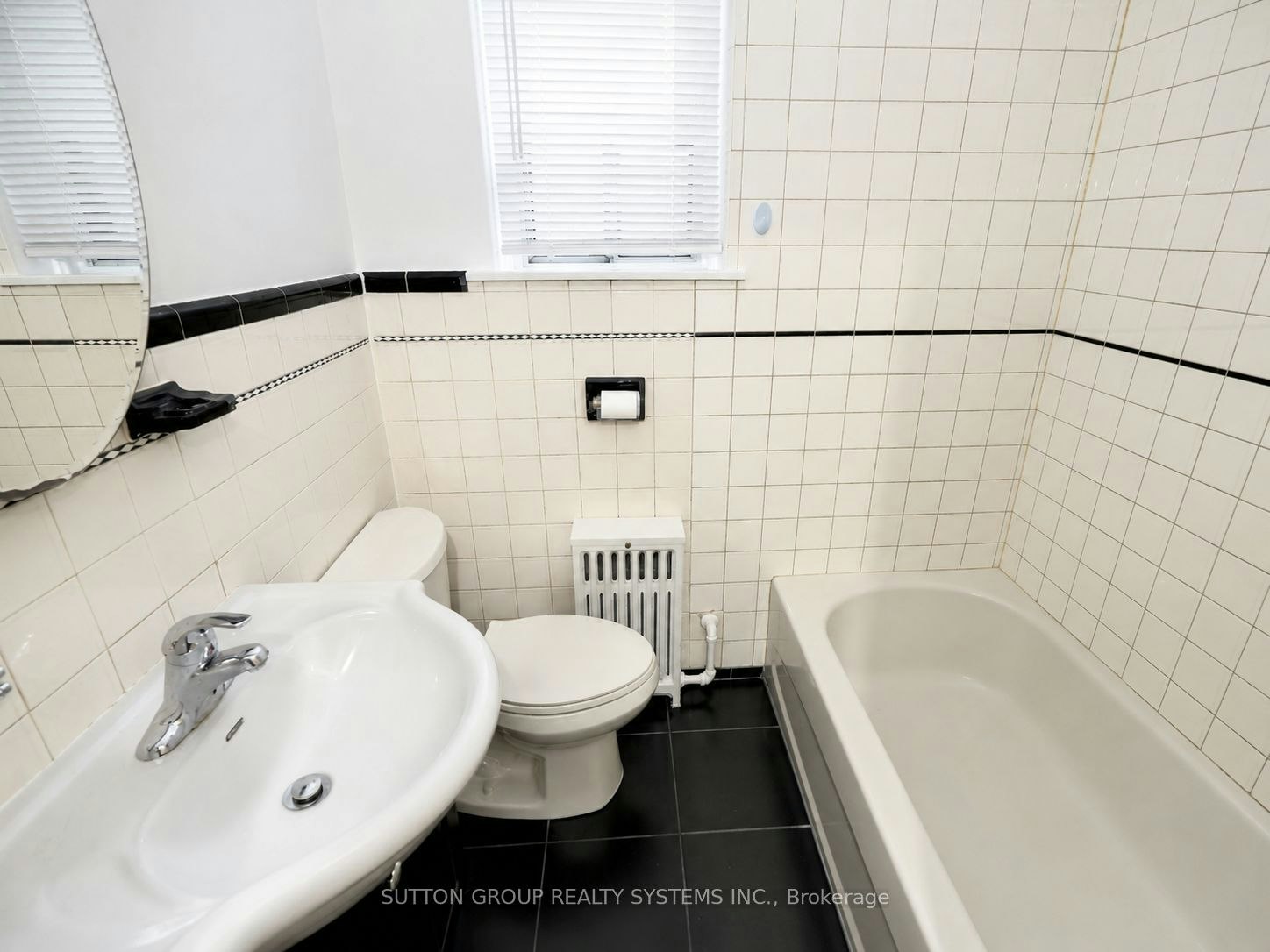 324 Lauder Avenue, Toronto, ON, M6E 3H6 - 4