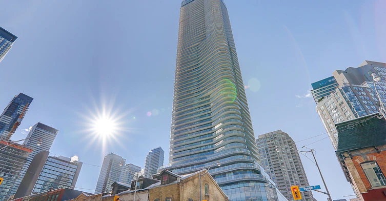 2911-11 Wellesley Street, Toronto, ON, M4Y 1E8