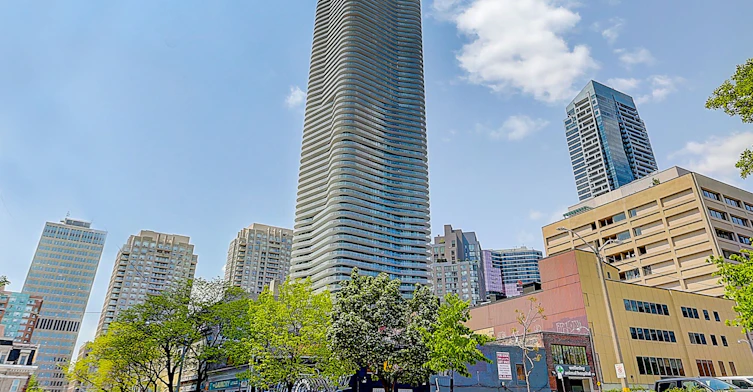 2911-11 Wellesley Street, Toronto, ON, M4Y 1E8 - 3