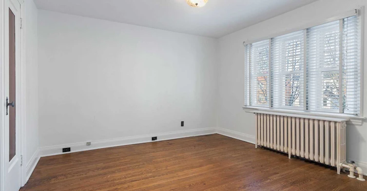705 Hillsdale Avenue E, Toronto, ON, M4S 1V4 - 8