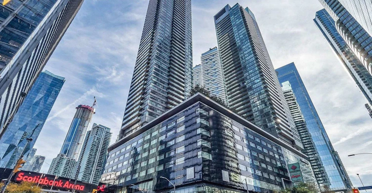 1310-65 Bremner Boulevard, Toronto, ON, M5J 0A7