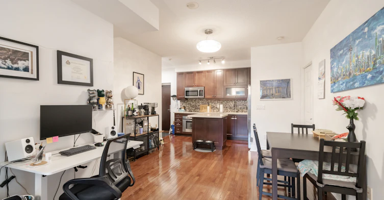 1804-35 Balmuto Street, Toronto, ON, M4Y 0A3 - 17