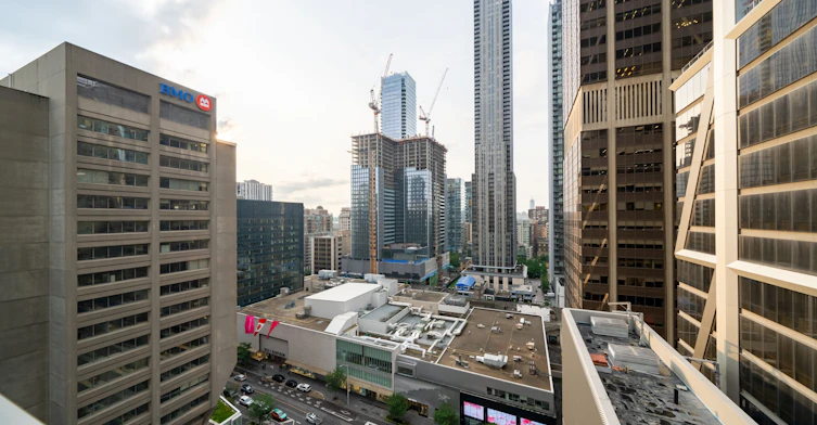 1804-35 Balmuto Street, Toronto, ON, M4Y 0A3 - 29