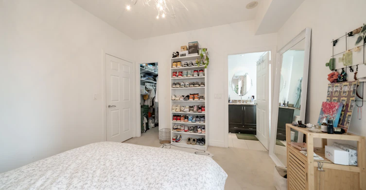 1804-35 Balmuto Street, Toronto, ON, M4Y 0A3 - 22