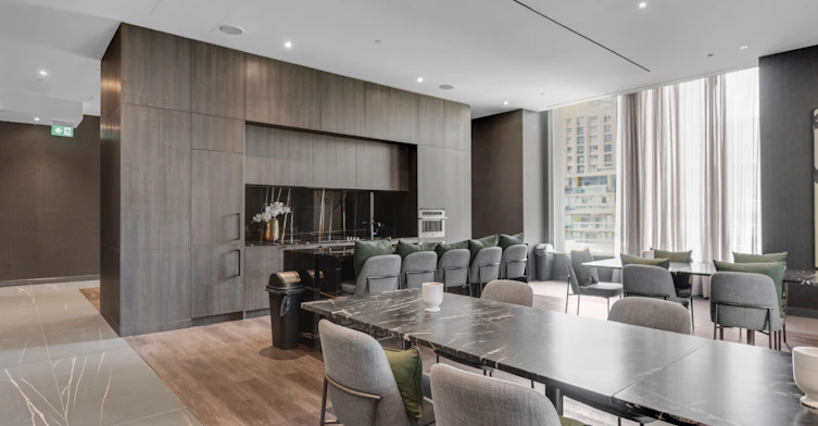 2113-11 Yorkville Avenue, Toronto, ON, M4W 0B7 - 23