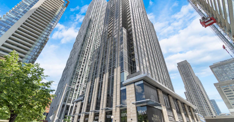 2113-11 Yorkville Avenue, Toronto, ON, M4W 0B7