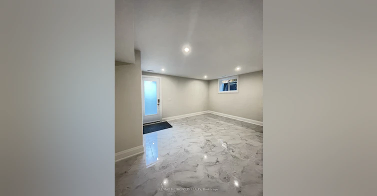 Bsmt-165 Manning Avenue, Toronto, ON, M6J 2K6 - 3