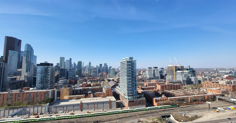 2503-138 Downes Street, Toronto, ON, M5E 0E4 - 4