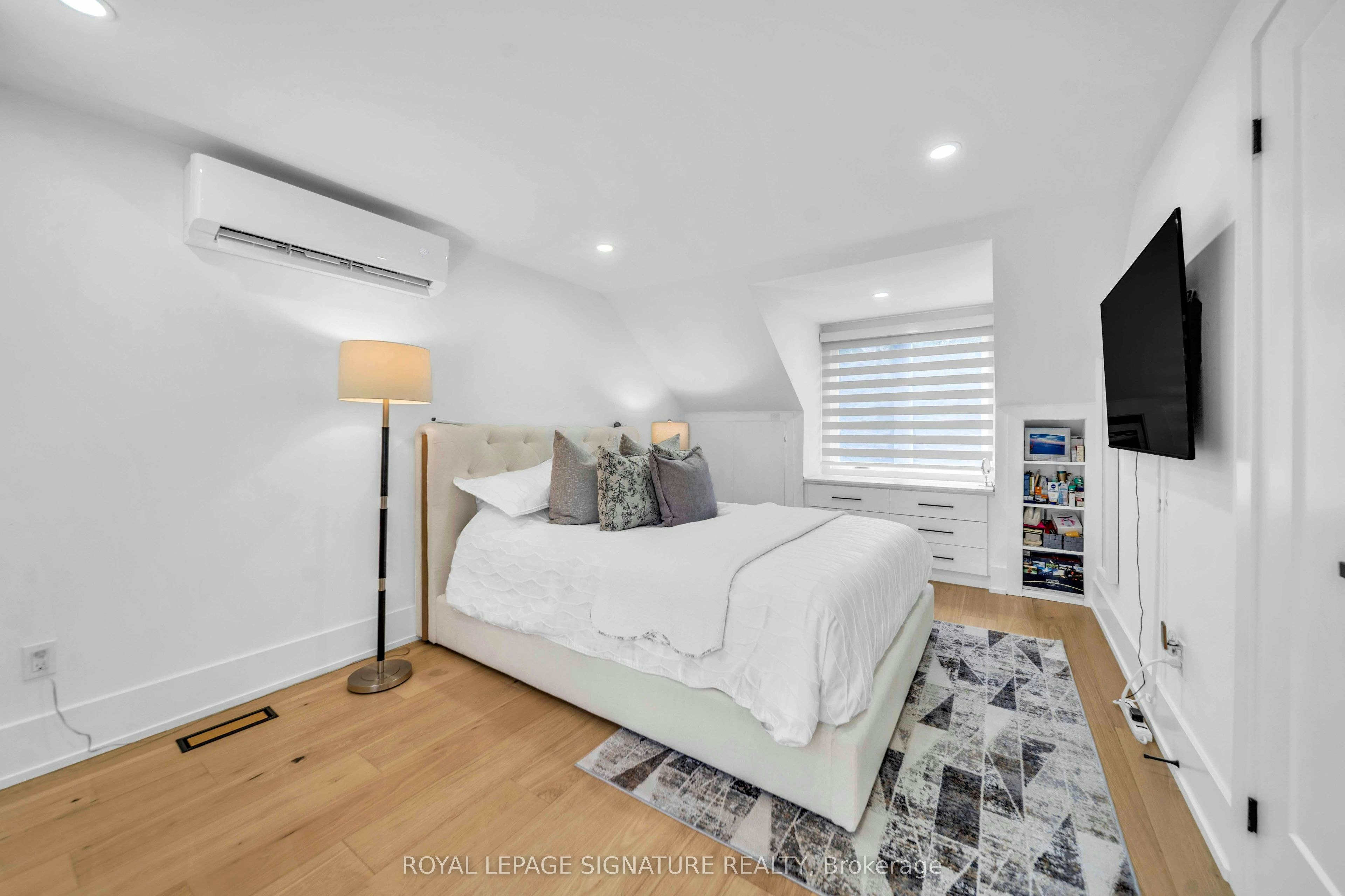 3 Pamcrest Drive, Toronto, ON, M2M 2L9 - 10