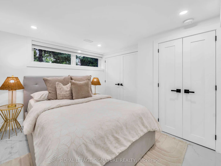 3 Pamcrest Drive, Toronto, ON, M2M 2L9 - 23