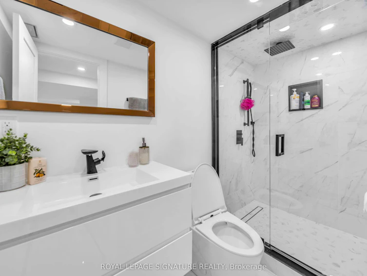 3 Pamcrest Drive, Toronto, ON, M2M 2L9 - 25