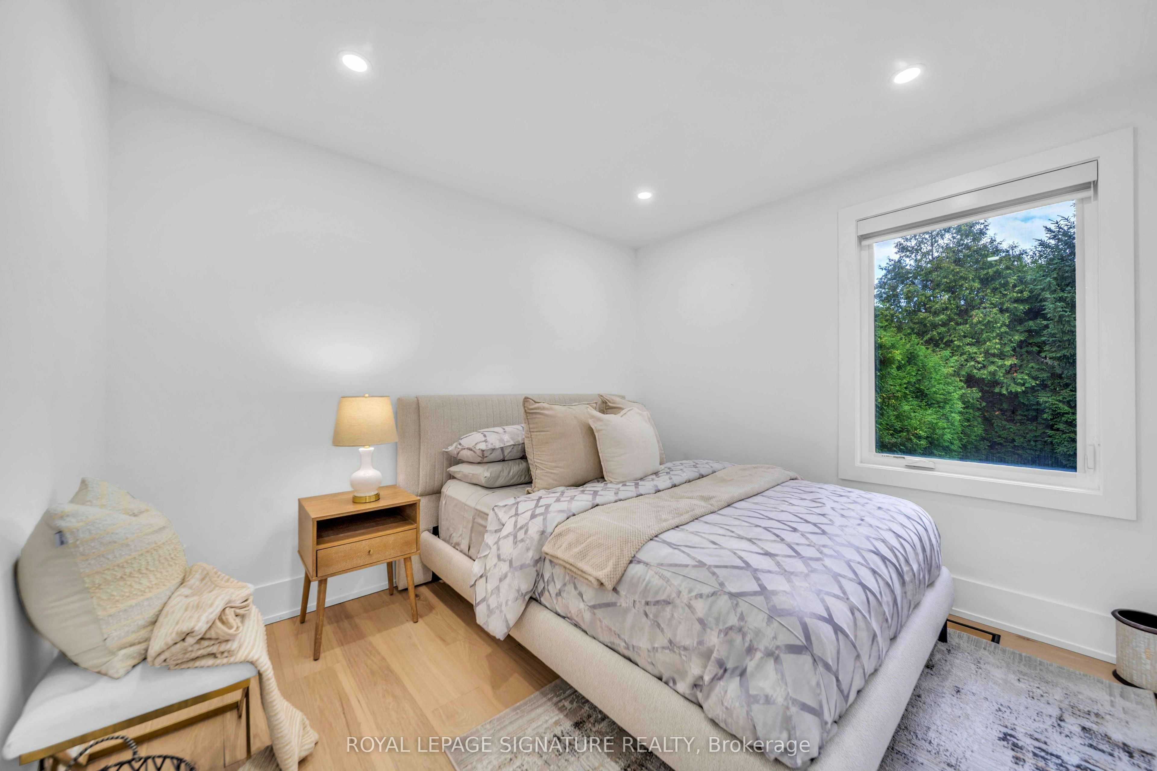3 Pamcrest Drive, Toronto, ON, M2M 2L9 - 17