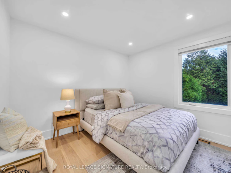 3 Pamcrest Drive, Toronto, ON, M2M 2L9 - 17