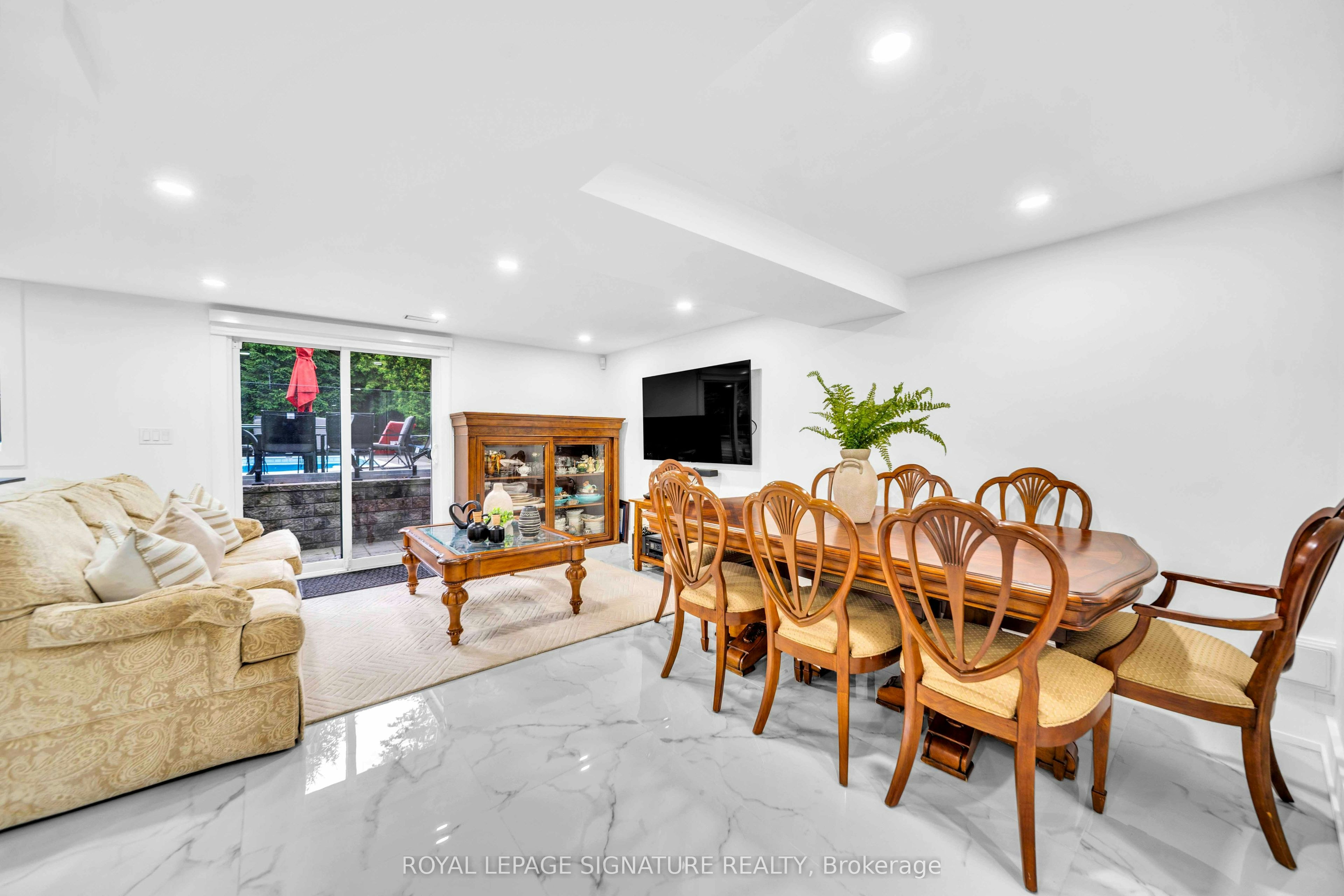 3 Pamcrest Drive, Toronto, ON, M2M 2L9 - 20