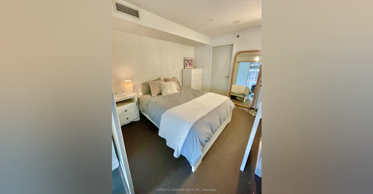 608-21 Nelson Street, Toronto, ON, M5V 1T8 - 9