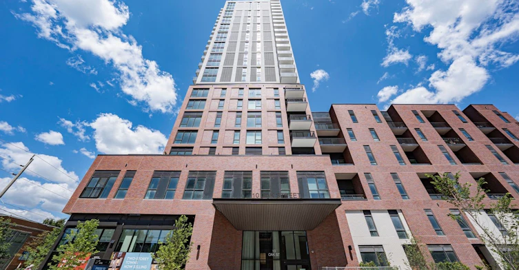 1801-10 Oak Street, Toronto, ON, M5A 0Z1 - 2