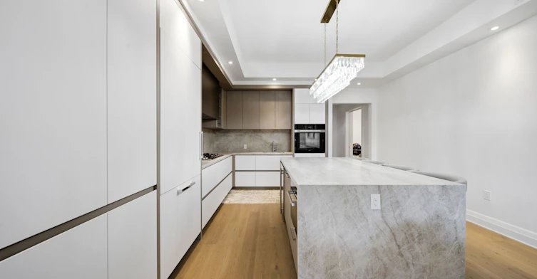 313-2 Forest Hill Road, Toronto, ON, M4V 2L3 - 13
