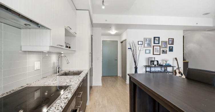 312-30 Nelson Street, Toronto, ON, M5V 0H5 - 8