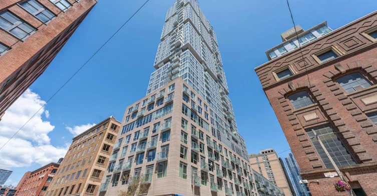 312-30 Nelson Street, Toronto, ON, M5V 0H5