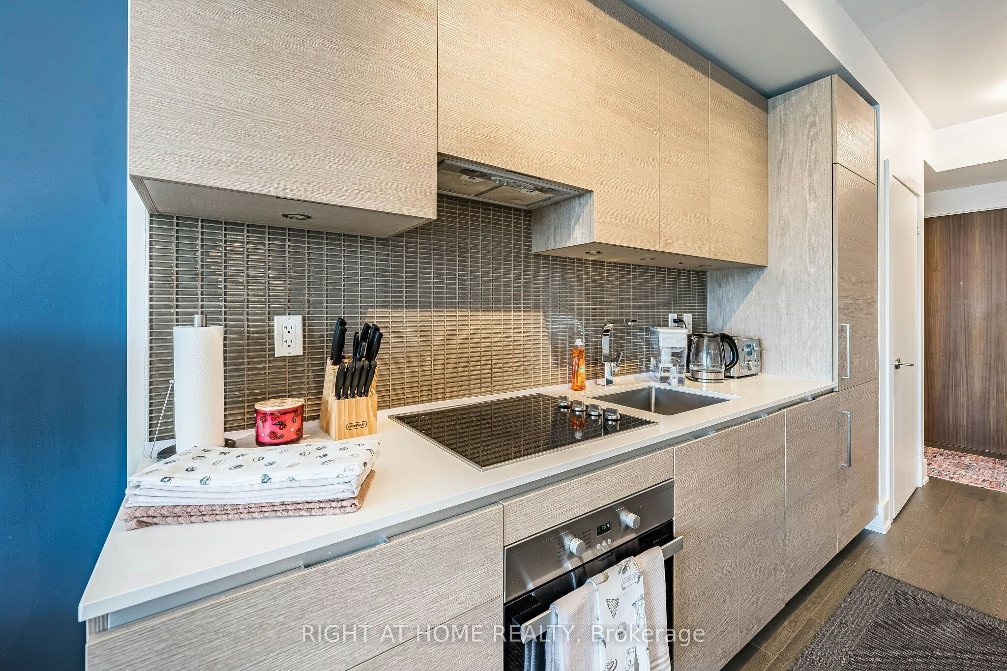 1604-200 Bloor Street W, Toronto, ON, M5S 0B1 - 14