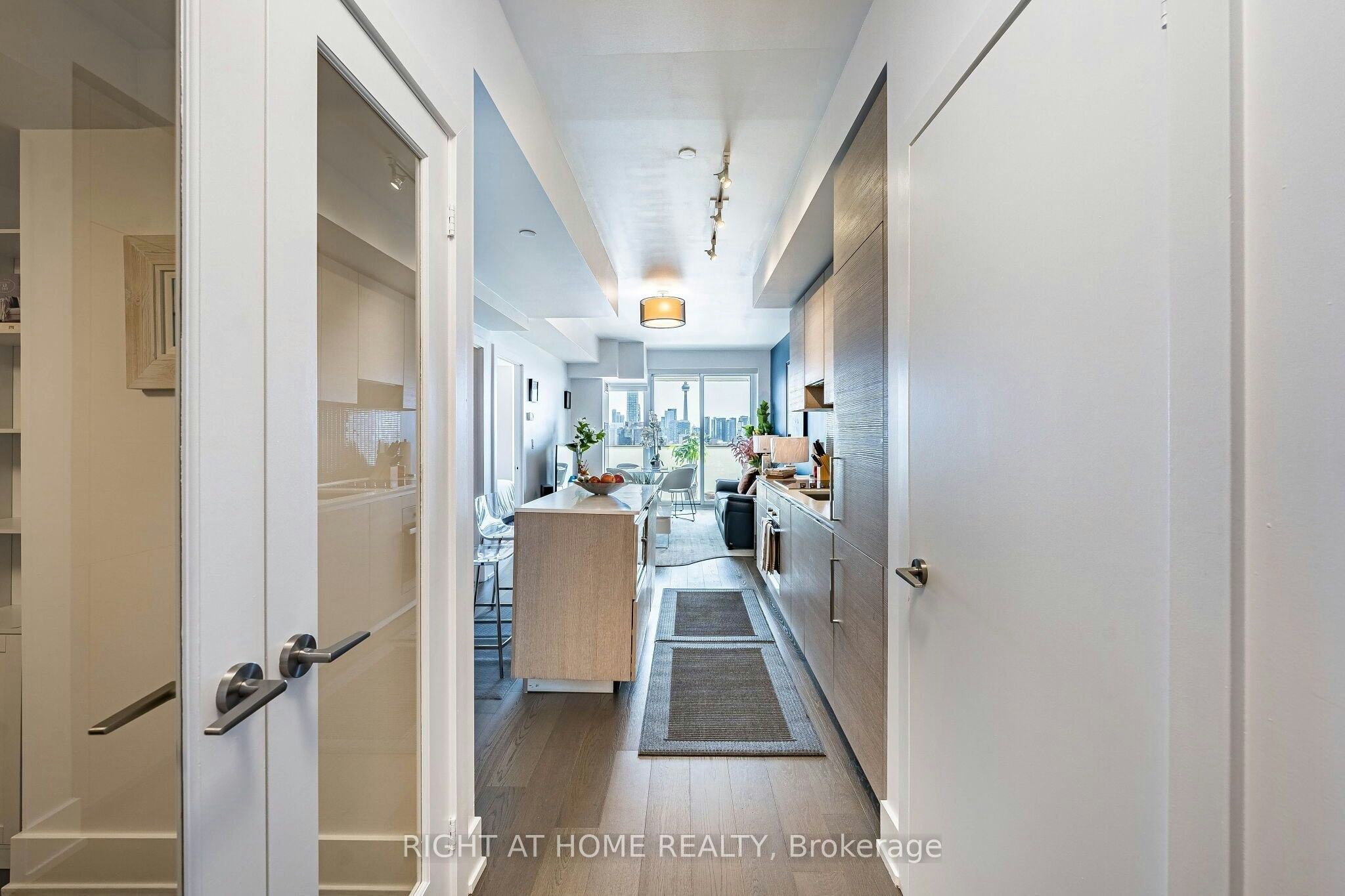 1604-200 Bloor Street W, Toronto, ON, M5S 0B1 - 9