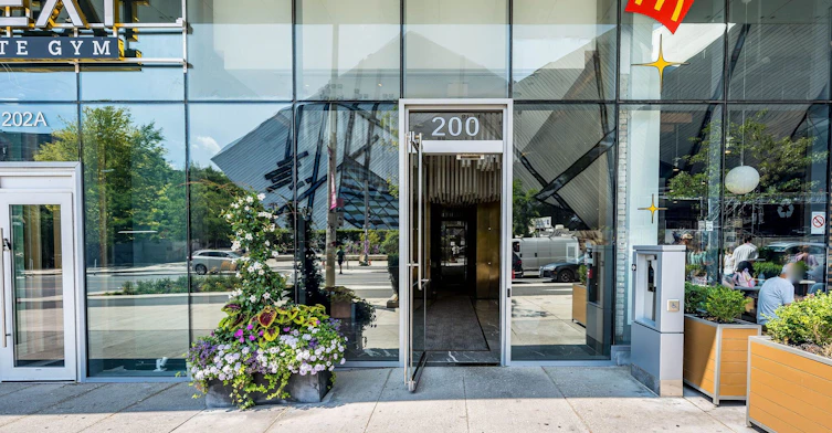1604-200 Bloor Street W, Toronto, ON, M5S 0B1 - 5