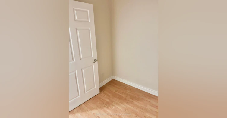 204-761 Bay Street, Toronto, ON, M5G 2R2 - 25