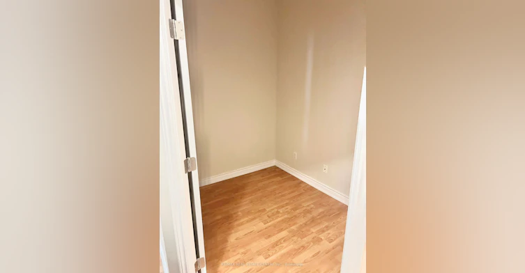204-761 Bay Street, Toronto, ON, M5G 2R2 - 26