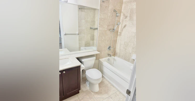 204-761 Bay Street, Toronto, ON, M5G 2R2 - 9