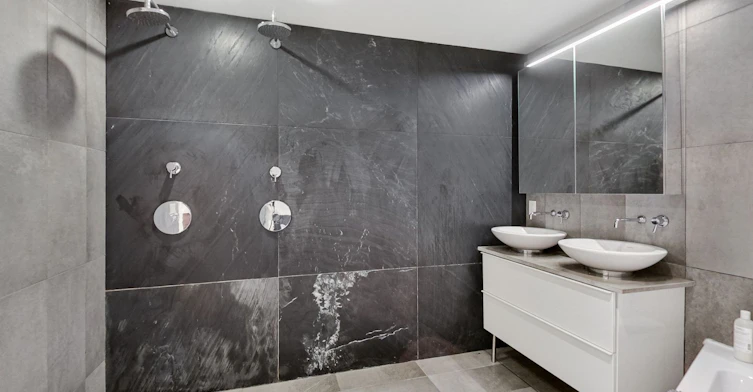 Main & Lower-141 Claremont Street E, Toronto, ON, M6J 2M7 - 14