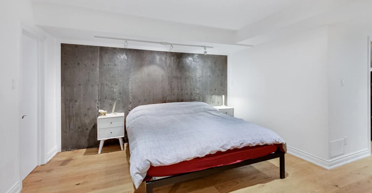 Main & Lower-141 Claremont Street E, Toronto, ON, M6J 2M7 - 8