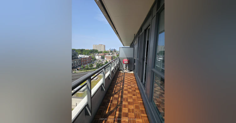 705-20 Minowan Miikan Lane, Toronto, ON, M6J 1M4 - 11
