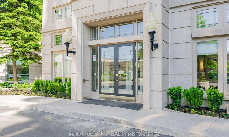 808-8 Covington Road
