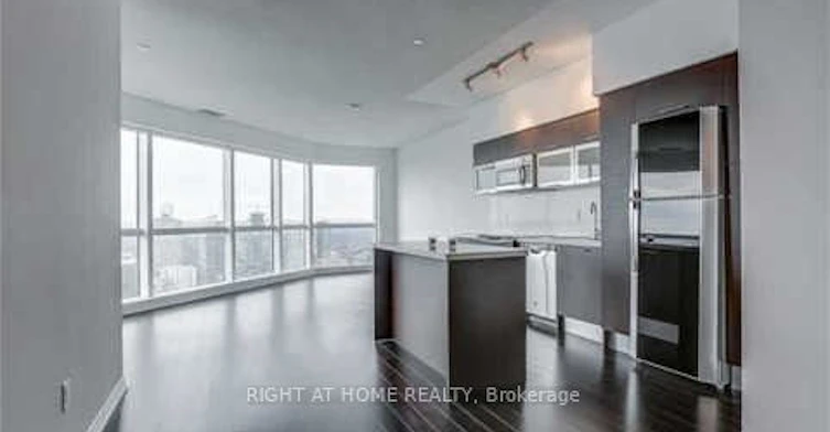 5016-386 Yonge Street, Toronto, ON, M5B 0A5 - 5