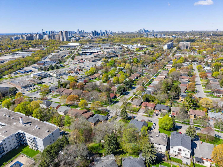 21 Rialto Drive, Toronto, ON, M3A 2N7 - 31