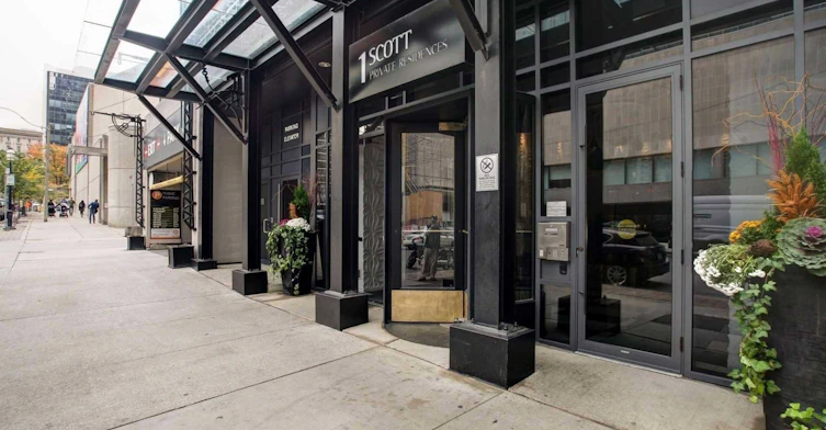 1410-1 Scott Street, Toronto, ON, M5E 1A1
