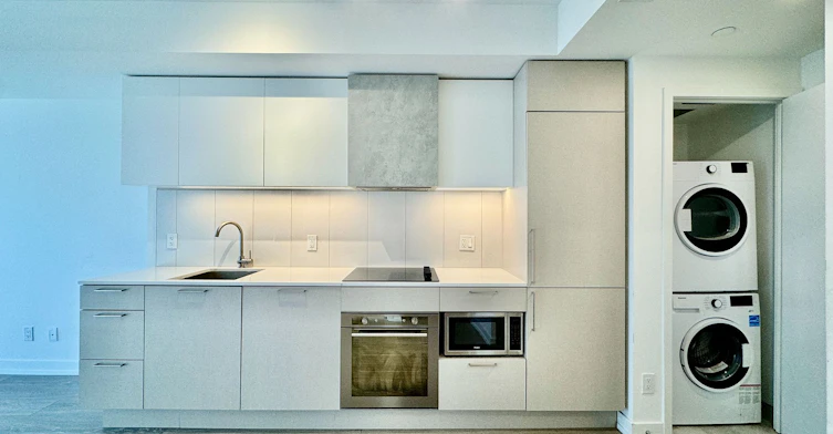 Ph 03-19 Western Battery Road, Toronto, ON, M6K 3S4 - 3