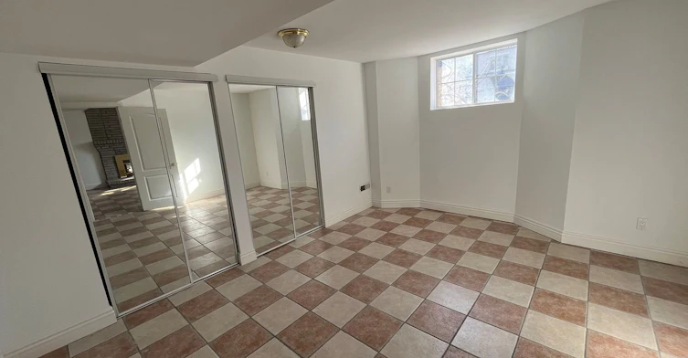 Lower-298 Mckee Avenue, Toronto, ON, M2N 4E3 - 7