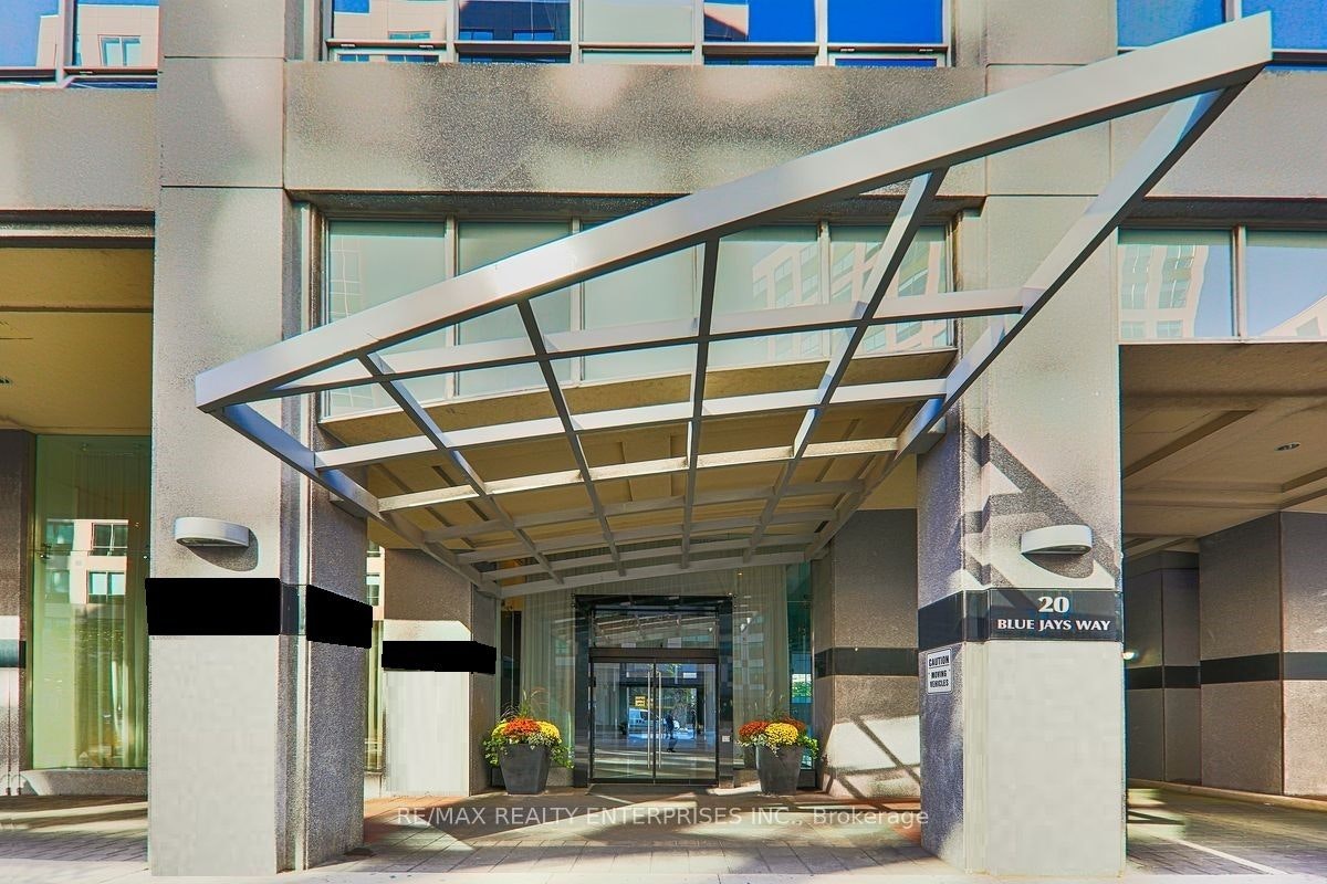 1109-20 Blue Jays Way, Toronto, ON, M5V 3W6 - 4