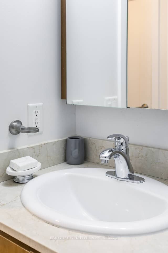 1109-20 Blue Jays Way, Toronto, ON, M5V 3W6 - 19