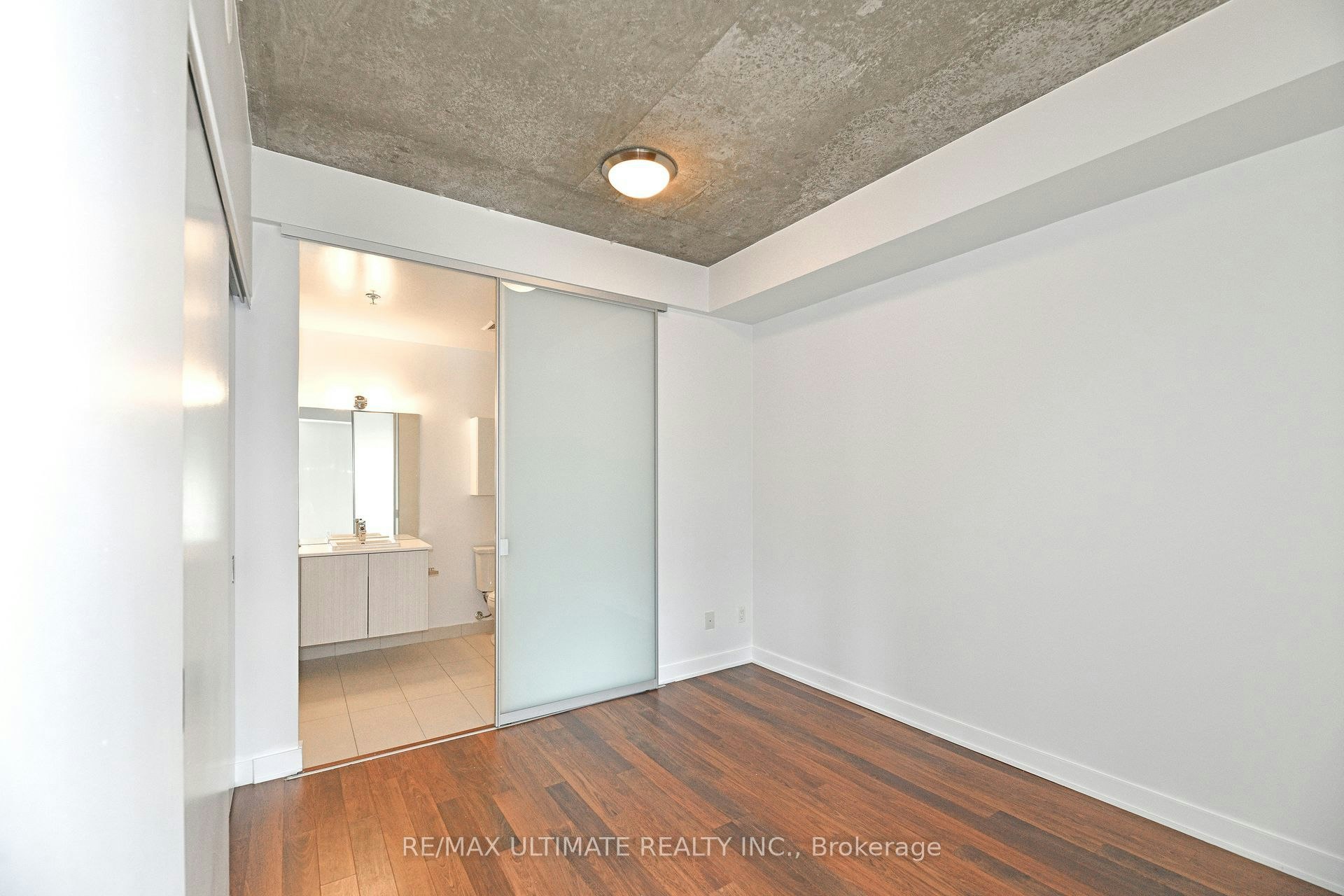 701-32 Camden Street, Toronto, ON, M5V 0G4 - 11