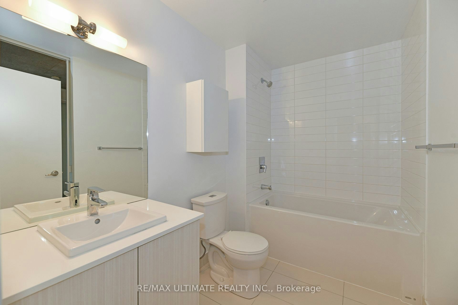701-32 Camden Street, Toronto, ON, M5V 0G4 - 12