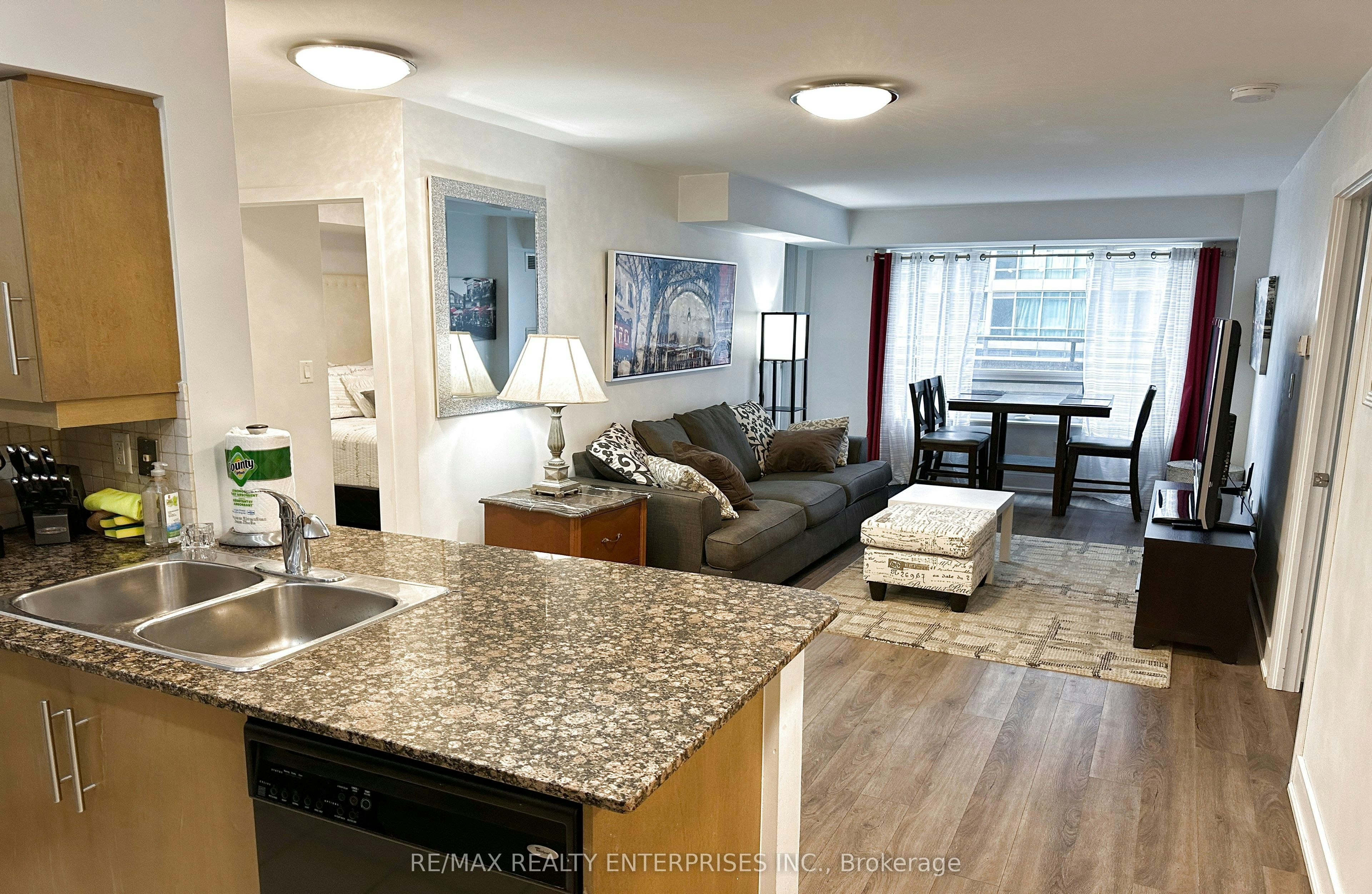 517-20 Blue Jays Way, Toronto, ON, M5V 3W6 - 14